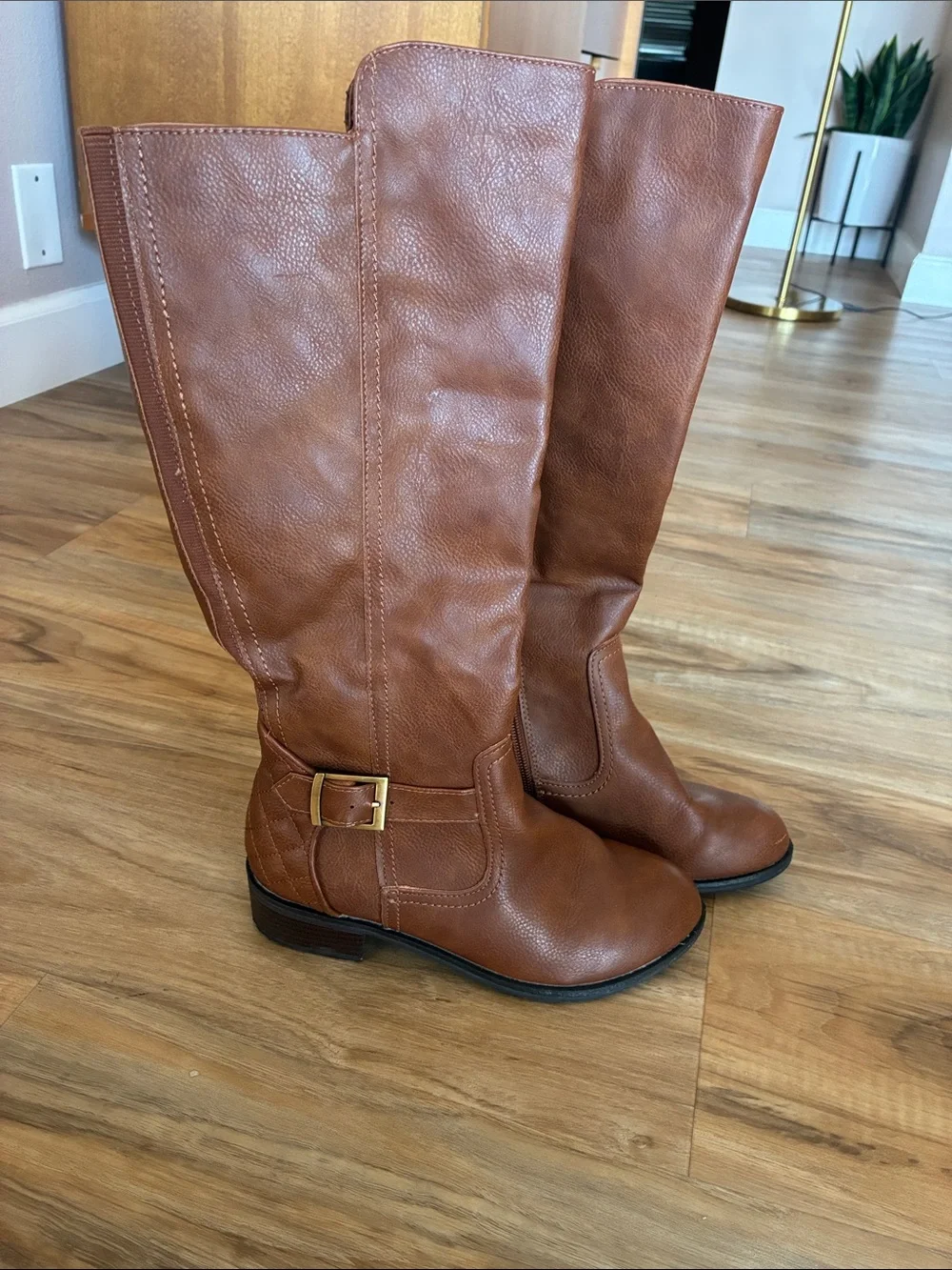 Classic Tall Women's Riding Boots in Brown
